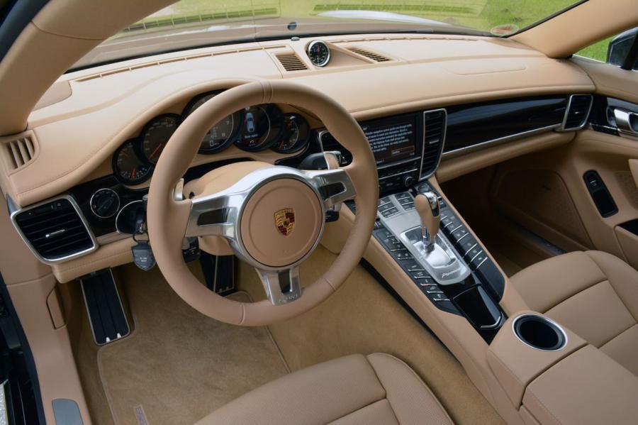  Porsche Panamera 4S Executive 2014 года  (фото 27 из 40)